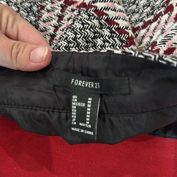 Forever 21 plaid Skirt - Picture 3 of 3